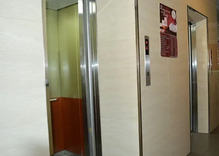 Andy Hotel